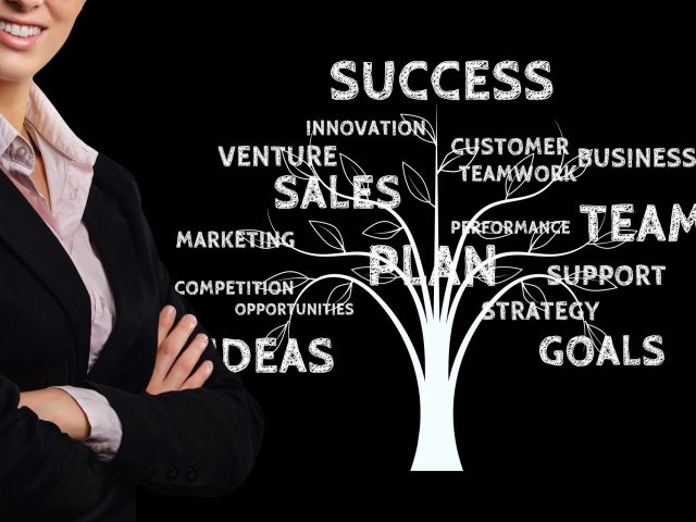 businesswoman-4430775_1920